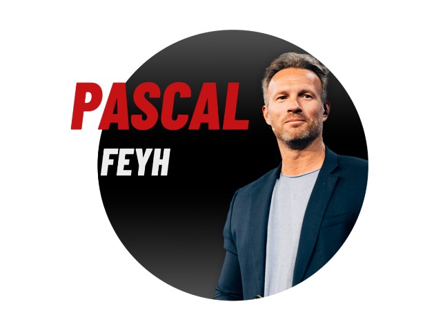 Ein Kreis, in dem Pascal Feyh zu sehen ist und sein Name geschrieben steht